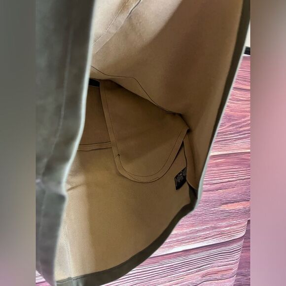 Stella Luce Faux Leather Sage Green Skirt with Pockets. Size Large. - Picture 2 of 7